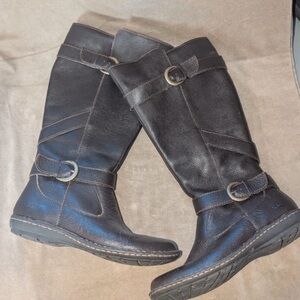 b.o.c. Black Leather Buckle Boots